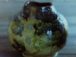 Vase, Asche- und Gesteinsglasur 43